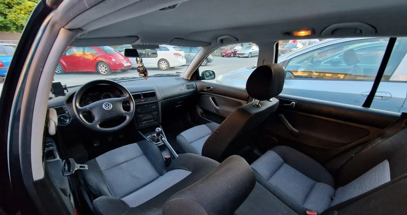 Volkswagen Golf cena 5200 przebieg: 294765, rok produkcji 2002 z Kielce małe 106